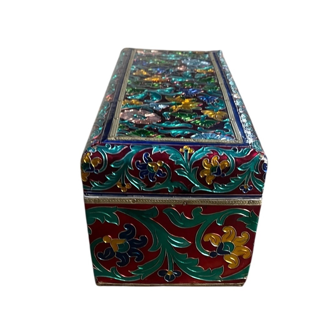 Handmade meenakari jewelry box from India,laminated sheet metal, painted enamel - Picture 4 of 9